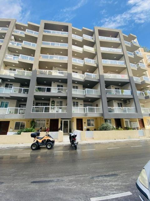 Mela Apartment 1 St. Paul's Bay Esterno foto